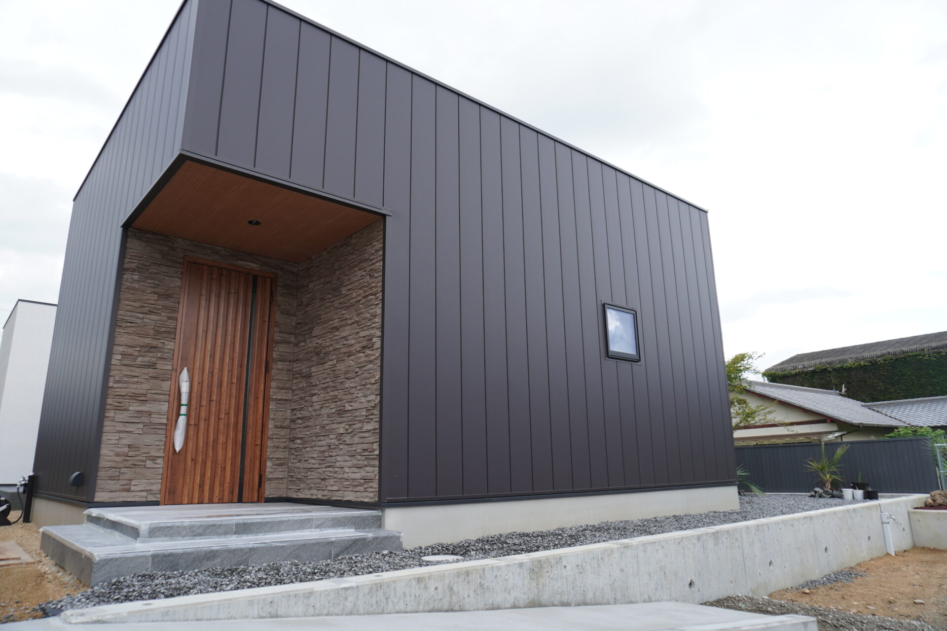 【善通寺市】37.6坪・3LDK・C値0.15・平屋・リゾート風の住宅