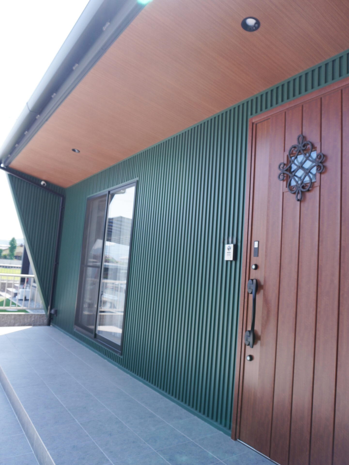 【多度津町】22.5坪・3LDK・平屋・グリーンの外壁がおしゃれな住宅